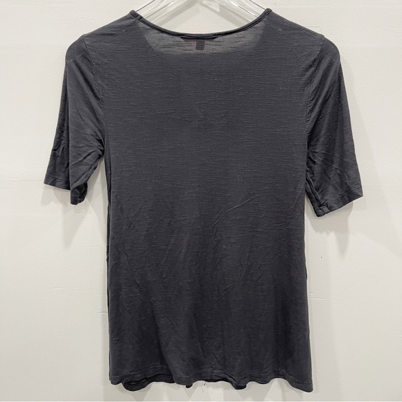 Modcloth Keyhole Grey Short Sleeve Stretch Top Size Small - Picture 2 of 7
